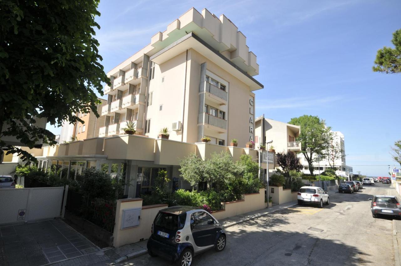 Hotel Clara Riccione Eksteriør billede
