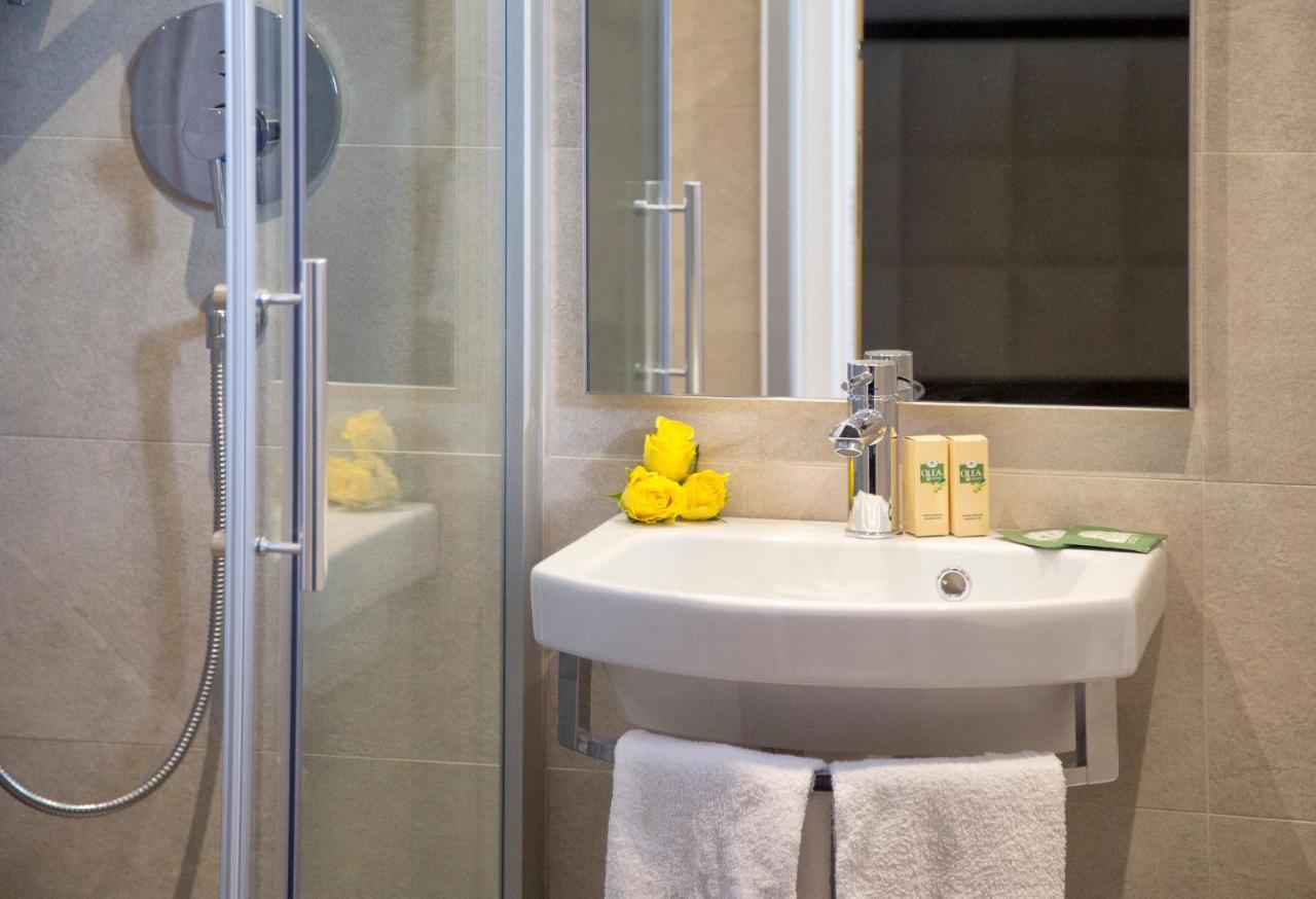 Hotel Clara Riccione Eksteriør billede